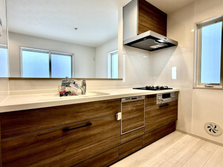 �L�b�`�� ���������y���݂ƐH�ׂ�K����͂���L�b�`��