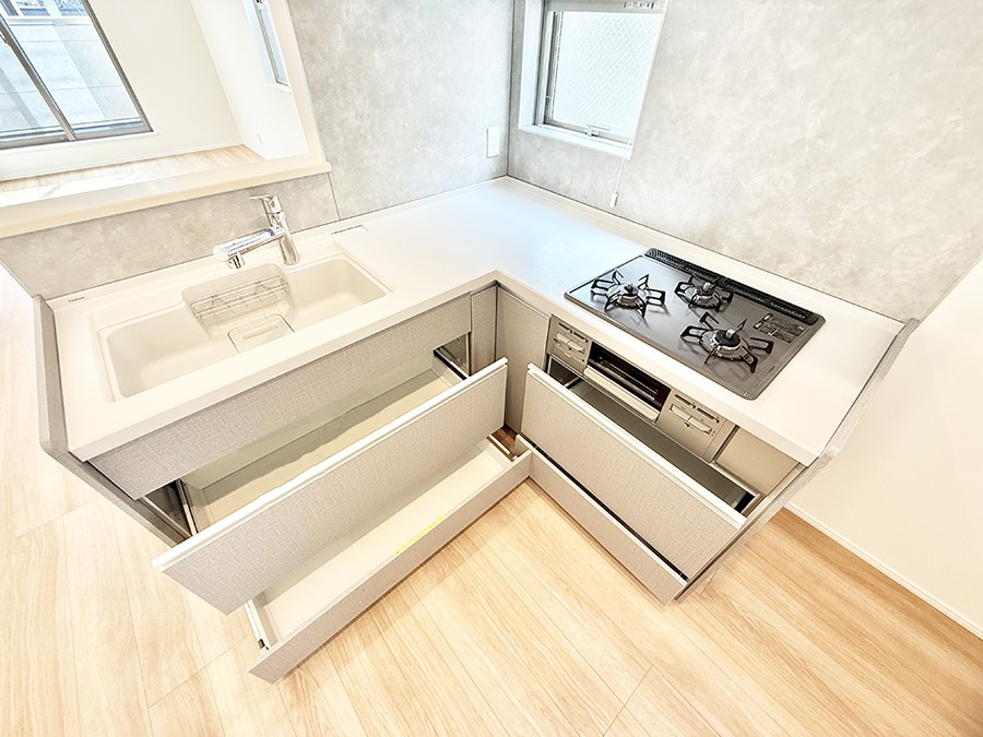 �L�b�`�� �����������������Ɗy�����Ȃ�A���K�ȃL�b�`�����