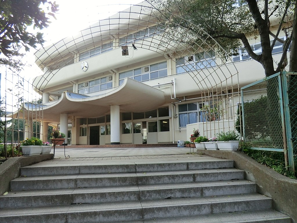 ӊ wZ 550m ls̋{wZ