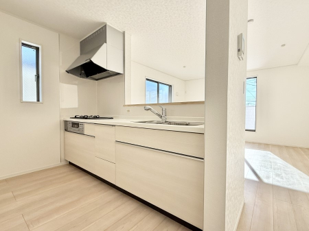 �L�b�`�� �������V���v���Ŕ������S�n�悢���Ԃ𐶂ރL�b�`�����