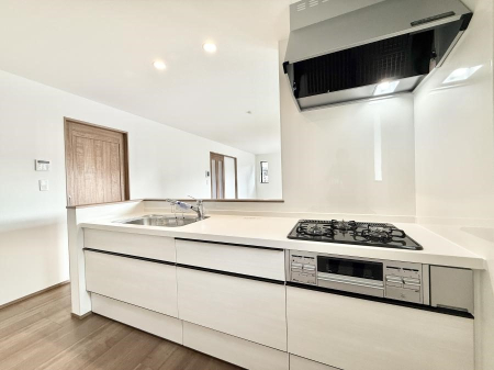 �L�b�`�� �������Ƒ����J��[�߂�A������̂���L�b�`��