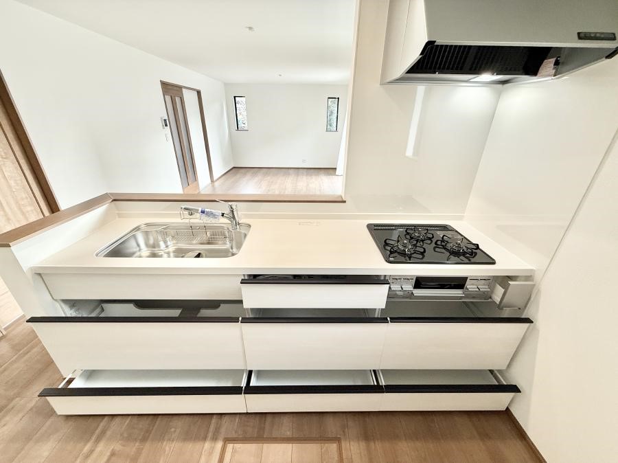 �L�b�`�� �����������������Ɗy�����Ȃ�A���K�ȃL�b�`�����