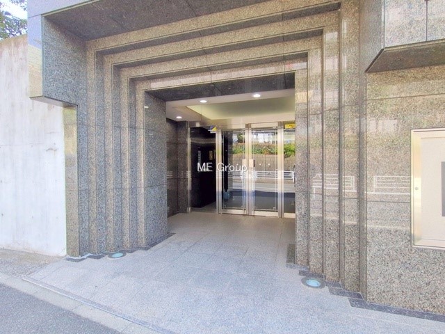 �G���g�����X �O��