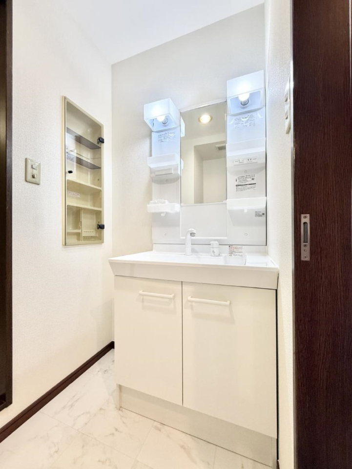 ���ʑ�E���ʏ� ���������̏������X���[�Y�ɂł���L���ł�