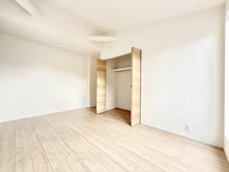 �q������ �������v���C�x�[�g��ԂƂ��ĐÂ��ŗ�������������񋟂��Ă���܂�