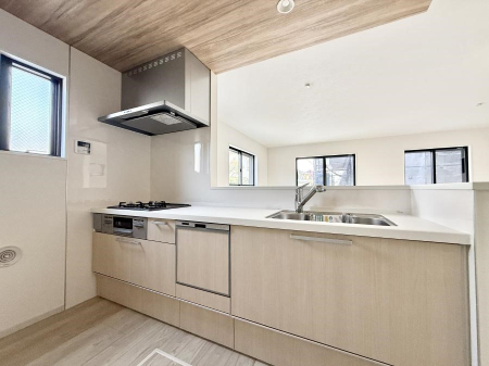 �L�b�`�� ���������y���݂ƐH�ׂ�K����͂���L�b�`��