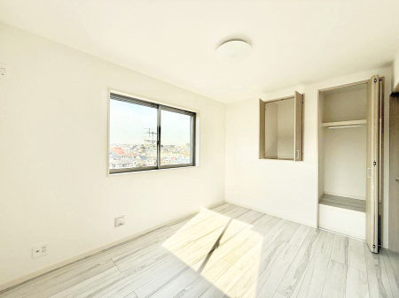 �q������ �������Ƌ�⃌�C�A�E�g�����R�ɔz�u�ł��邽�ߎg�����肪�ǂ����K�ɉ߂����܂�