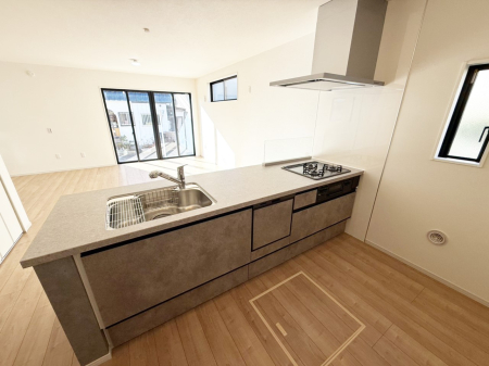 �L�b�`�� �����������������Ɗy�����Ȃ�A���K�ȃL�b�`�����