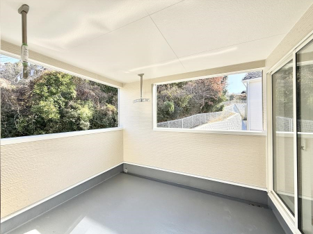 �o���R�j�[ ������ ���̃R�[�q�[���̐�����y���ށA�����̏ꏊ