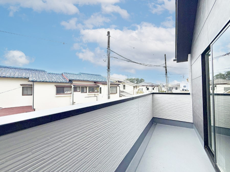 �o���R�j�[ ������ �G�߂̈ڂ낢����������J���I�ȋ�Ԃł�