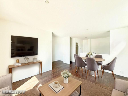 ���r���O ���������R�Ɖ�b�����܂��A�S�n�悢�ЂƂƂ�