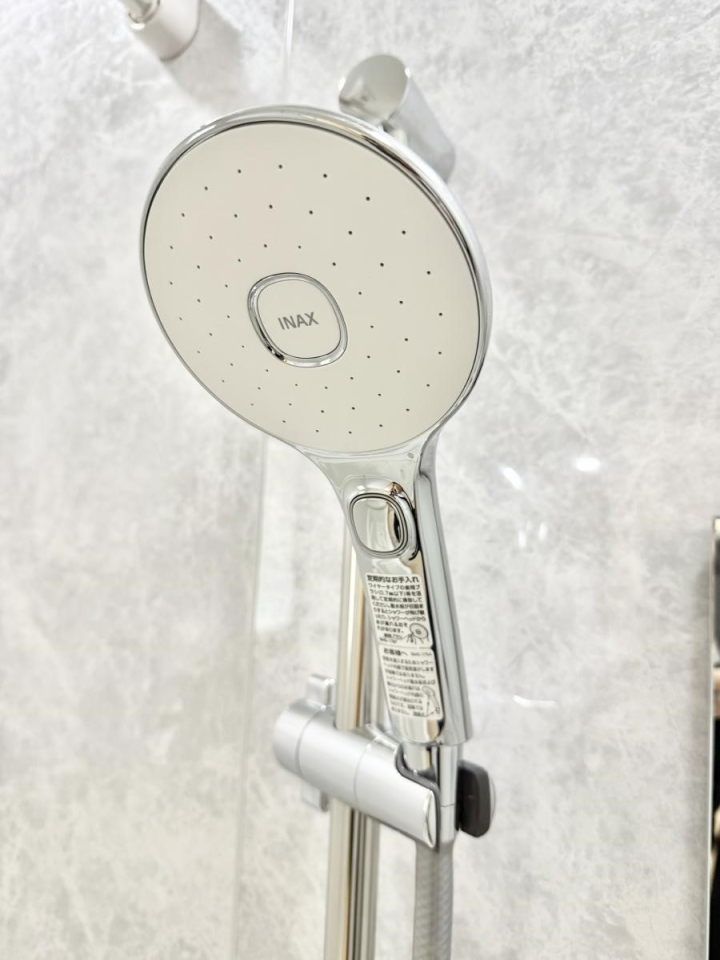 ���̑����� �ݔ����킴�킴�V�����[�����̃��o�[�܂Ŏ��L�΂��K�v���Ȃ��A�ȒP�Ɏ~���ł���