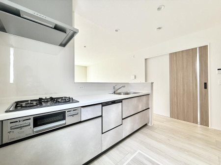 �L�b�`�� �������V���v���Ŕ������S�n�悢���Ԃ𐶂ރL�b�`�����