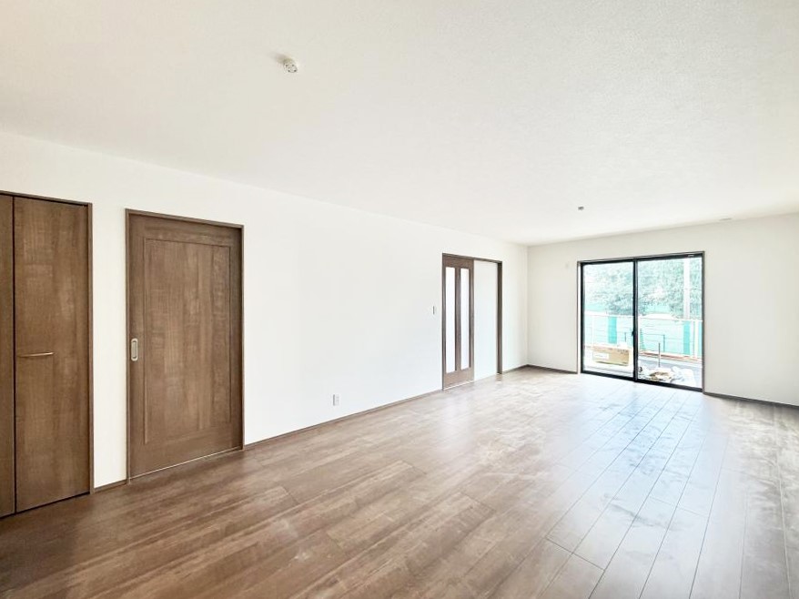 ���r���O ���������R�Ɖ�b�����܂��A�S�n�悢�ЂƂƂ�