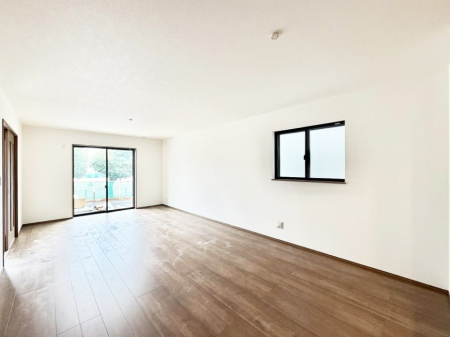 ���r���O ���������났�ƏΊ炪�W�܂�A�S���܂郊�r���O