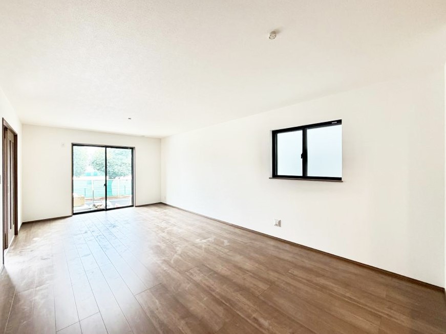 ���r���O ���������났�ƏΊ炪�W�܂�A�S���܂郊�r���O