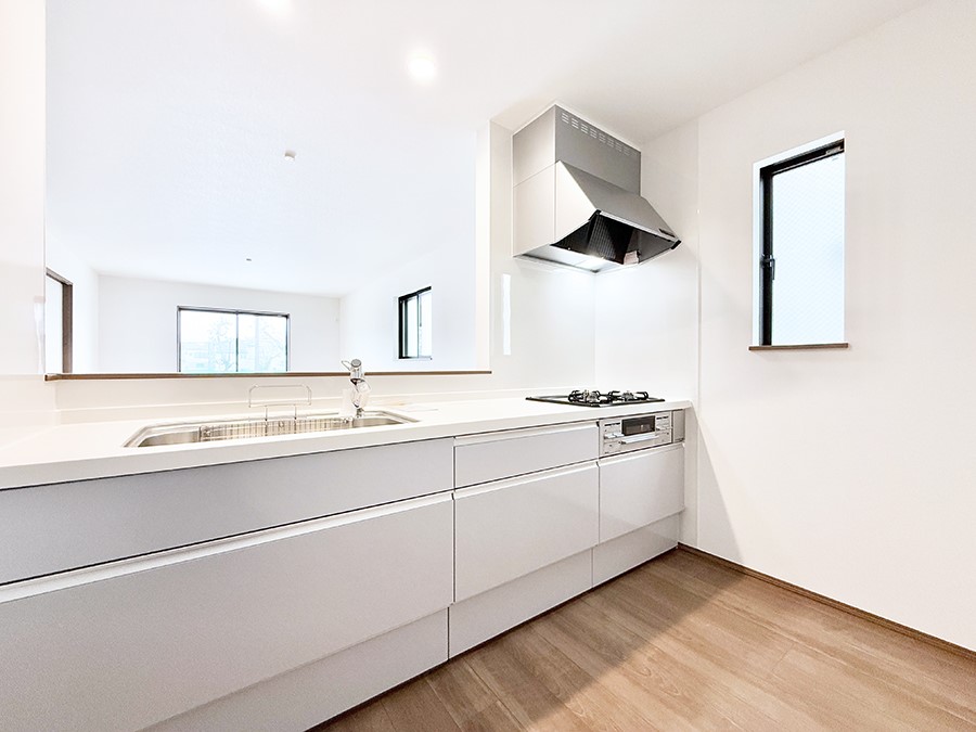 �L�b�`�� �������Ƒ��ƂȂ���A�R�~���j�P�[�V�����̏�