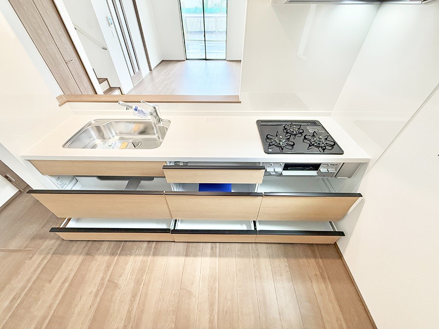 �L�b�`�� �����������������Ɗy�����Ȃ�A���K�ȃL�b�`�����