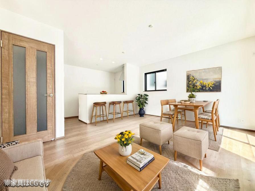 ���r���O ����