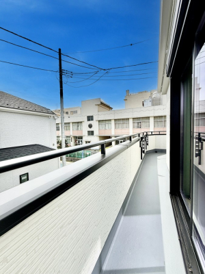 �o���R�j�[ ����