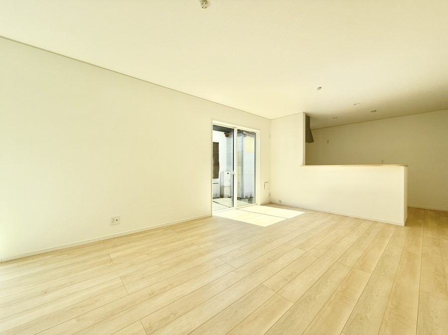 ���r���O ���������R�Ɖ�b�����܂��A�S�n�悢�ЂƂƂ�