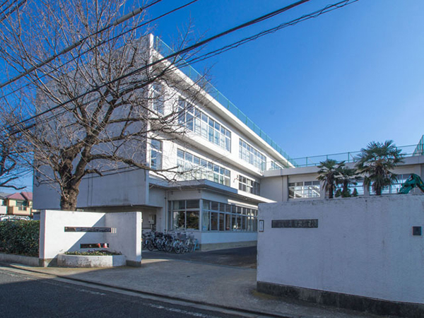 ���ӊ� ���w�Z 320m ����s����\���w�Z�@