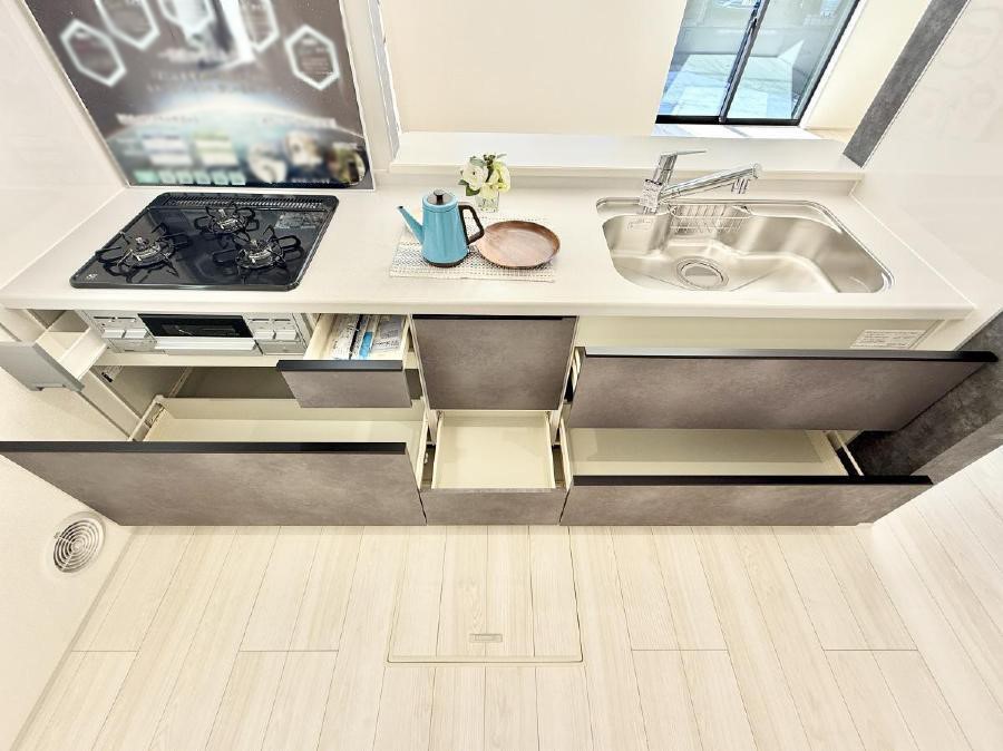 �L�b�`�� ����