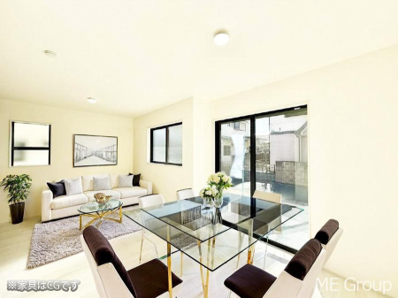 ���r���O ����