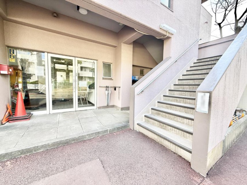 �G���g�����X �O�ρ��������������͋C�̃G���g�����X���Z�܂������������}���܂�