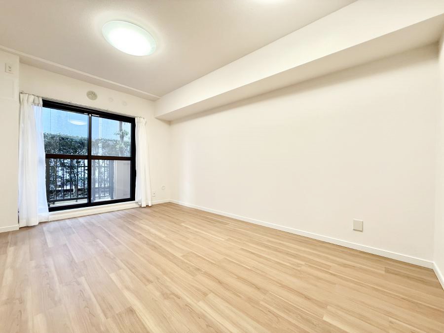 ���r���O ���������났�ƏΊ炪�W�܂�A�S���܂郊�r���O