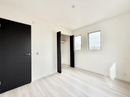 ���̑����� �������D��ŉ��₩�Ȏ��Ԃ��������