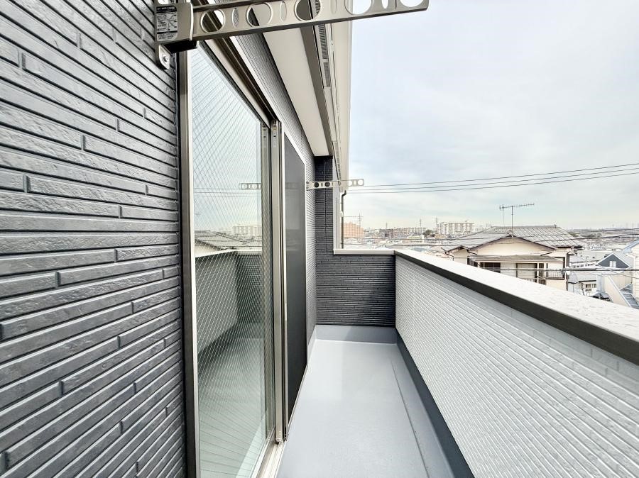 �o���R�j�[ ������ �G�߂̈ڂ낢����������J���I�ȋ�Ԃł�