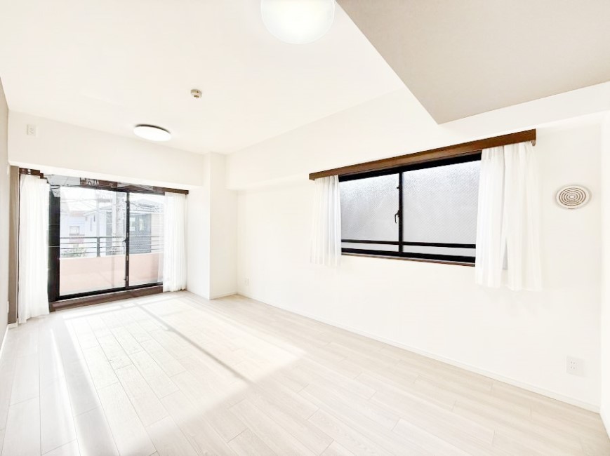 ���r���O �������S���������ꏊ�A�������߂����郊�r���O