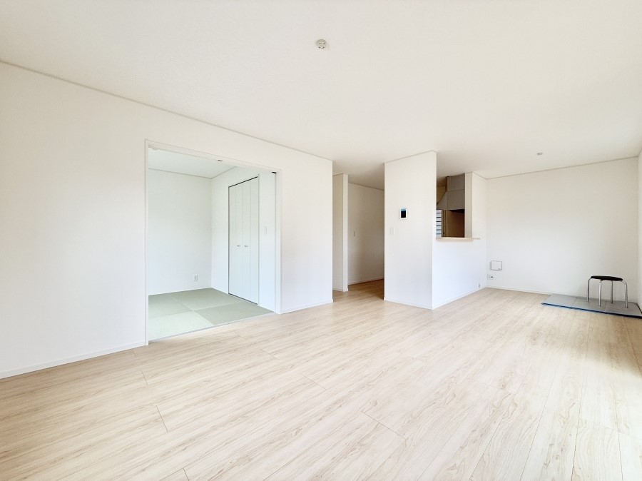 ���r���O ���������났�ƏΊ炪�W�܂�A�S���܂郊�r���O