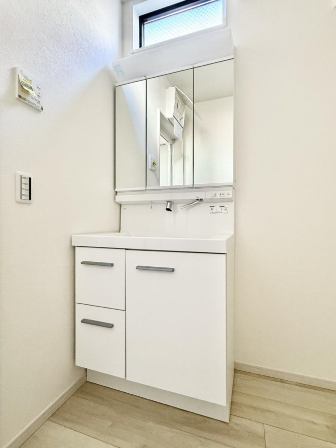 ���ʑ�E���ʏ� ����