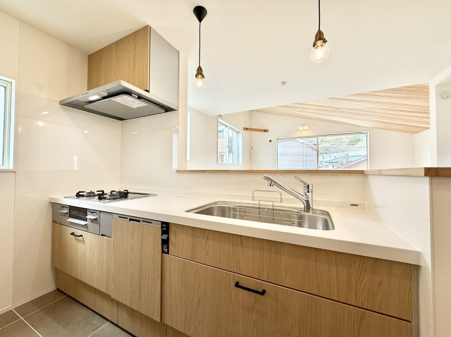 �L�b�`�� ����