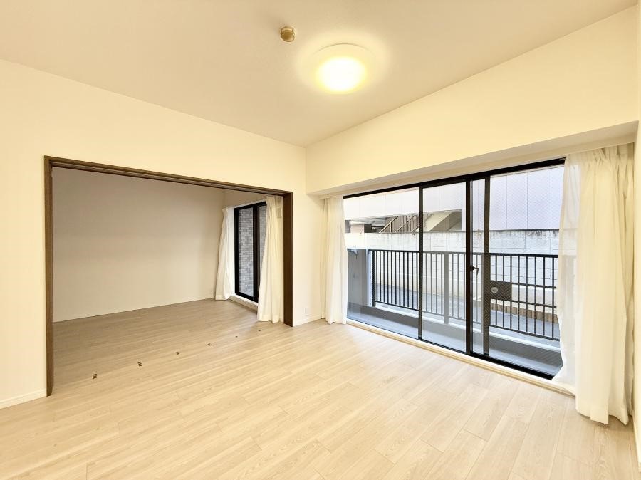 ���r���O ���������C�ɓ���̏ꏊ�ŁA�̂�т�Ƃ������Ԃ�