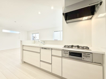 �L�b�`�� �������V���v���Ŕ������S�n�悢���Ԃ𐶂ރL�b�`�����