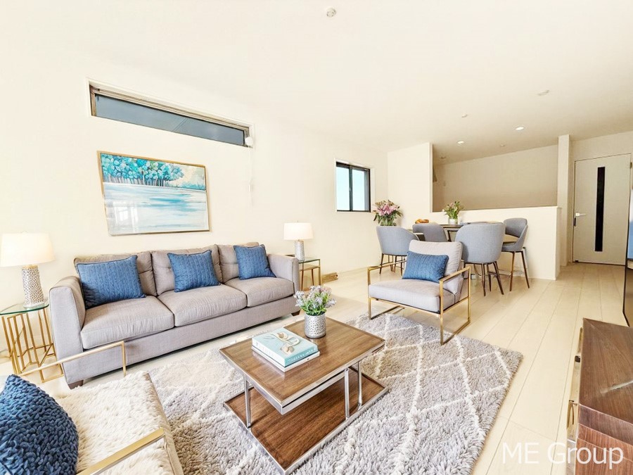 ���r���O ���������R�Ɖ�b�����܂��A�S�n�悢�ЂƂƂ�