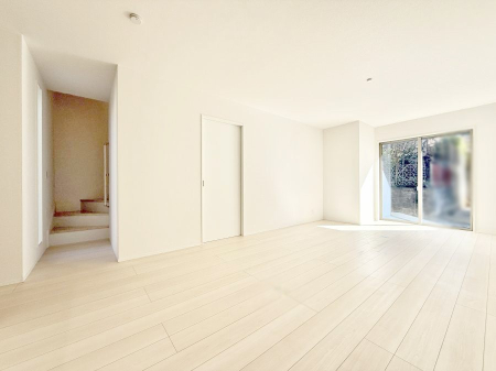 ���̑����� �������Ƒ��̏Ί炪���ӂ��A���났�̋��