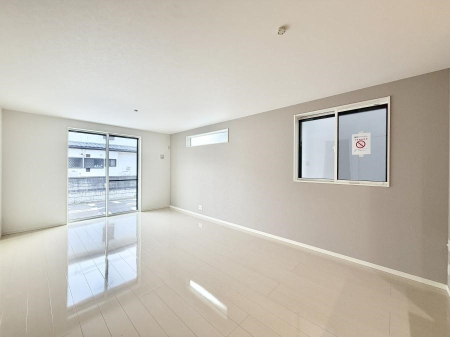 ���r���O ���������R�Ɖ�b�����܂��A�S�n�悢�ЂƂƂ�