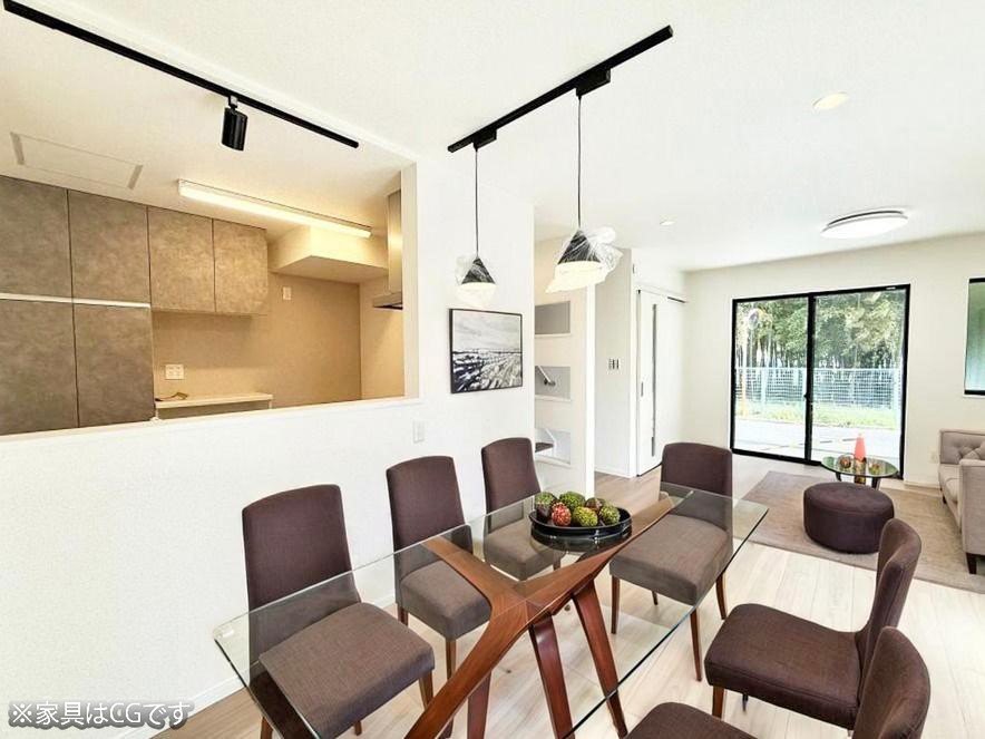 ���r���O ���������났�ƏΊ炪�W�܂�A�S���܂郊�r���O