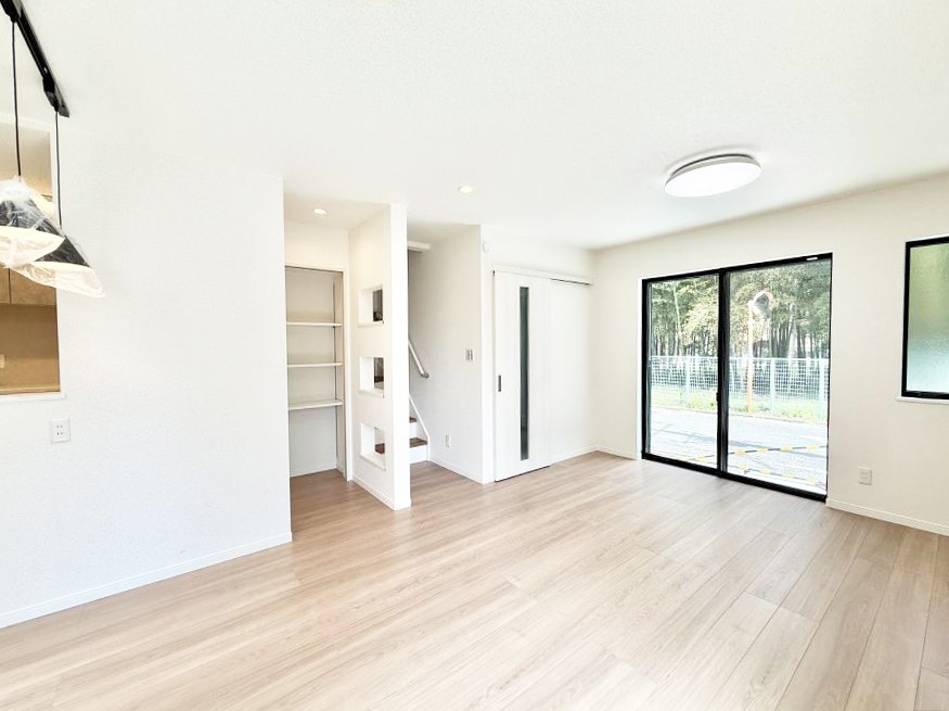 ���̑����� �������Ƒ��̏Ί炪���ӂ��A���났�̋��