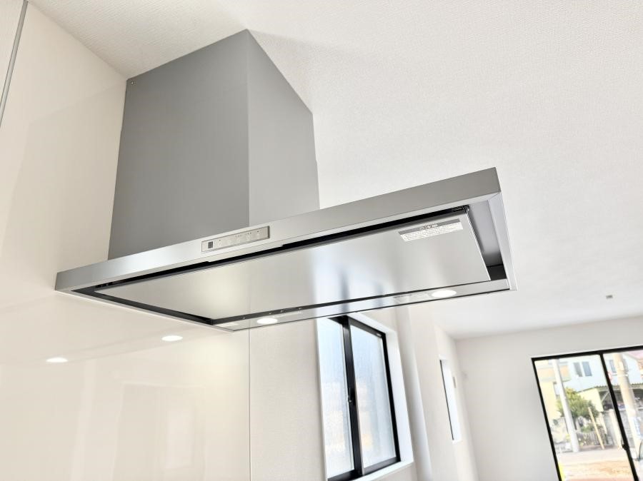 ���̑����� �ݔ����������̏��C����������C��ɗU������A�����I�ɔr�����ł��܂��B