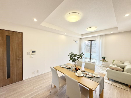 ���r���O ���������ƕ���������A�����b�N�X�ł�����