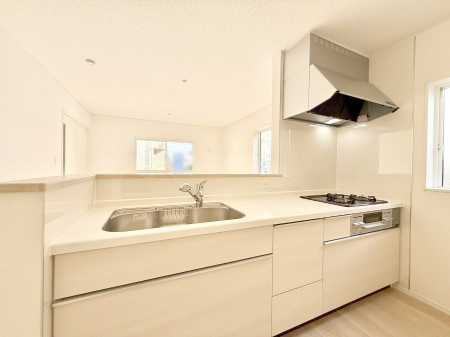 �L�b�`�� �������Ƒ��ƂȂ���A�R�~���j�P�[�V�����̏�