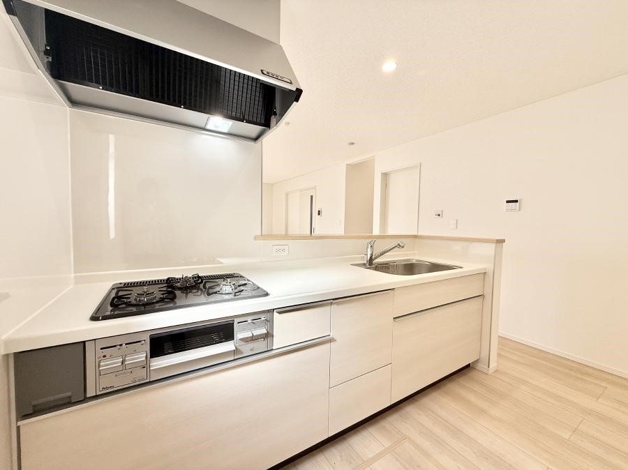 �L�b�`�� �����������������Ɗy�����Ȃ�A���K�ȃL�b�`�����