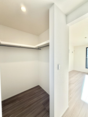 ���[ ����