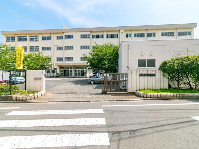 ���ӊ� ���w�Z 900m �����q�s����񒆊w�Z