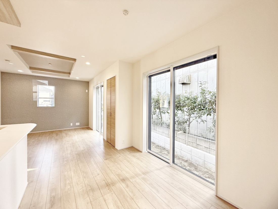 ���r���O ���������R�Ɖ�b�����܂��A�S�n�悢�ЂƂƂ�